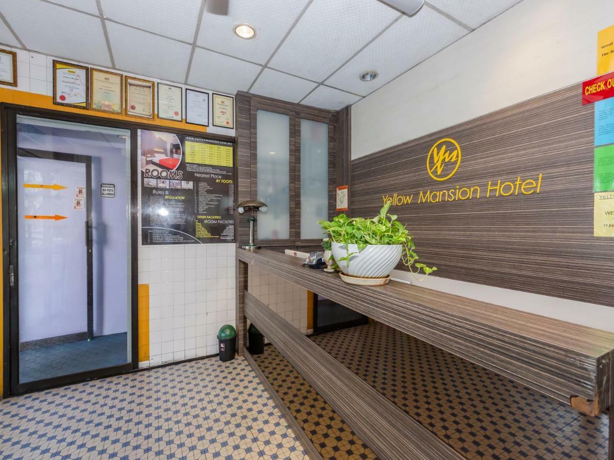 Oyo 1088 Yellow Mansion Banda Kaba Hotel Malacca ภายนอก รูปภาพ
